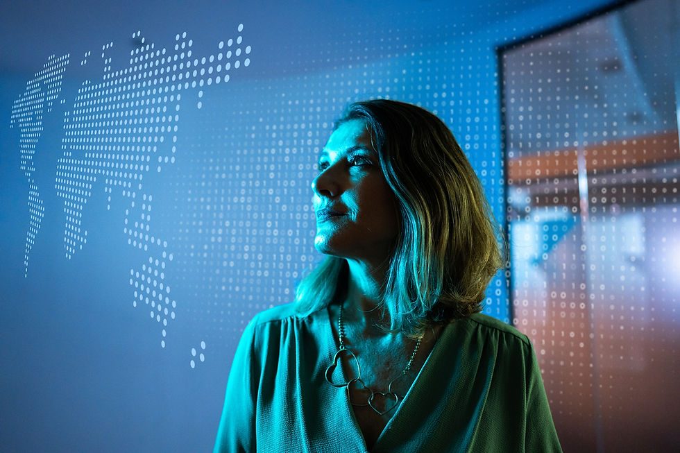 EDM: The connection between digital transformation and sustainability, reducing paper use and promoting greener companies.
